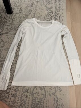 Lululemon Swiftly Tech LS - White